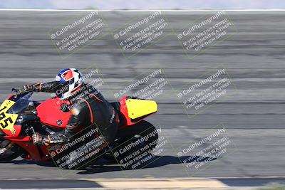 media/Jan-16-2026-CVMA Friday Practice (Fri) [[6f2bf47531]]/3-Racer 2/Session 2 Bowl Entry Pans/